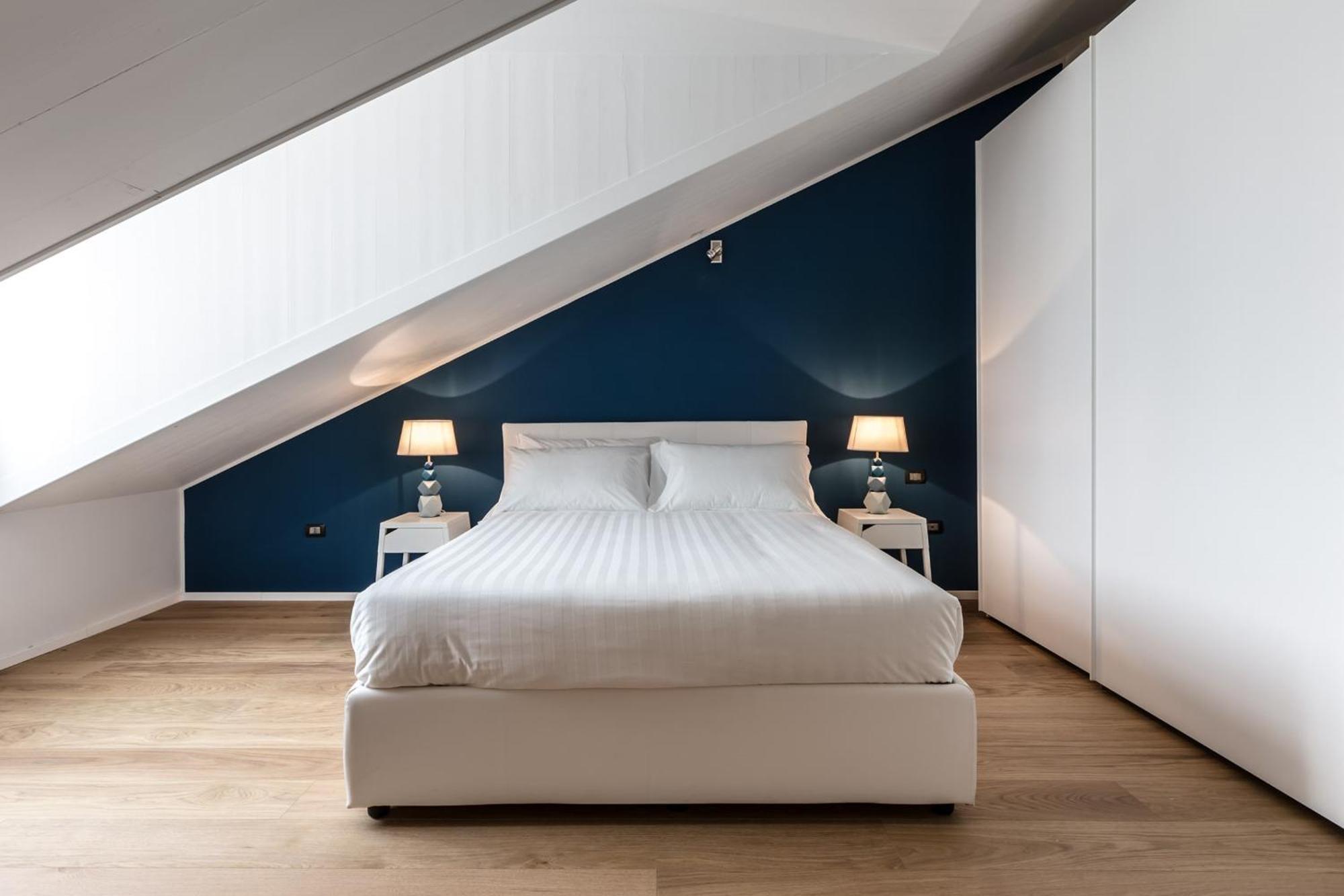 Easyhomes - Brera Luxury Suites Милан Экстерьер фото